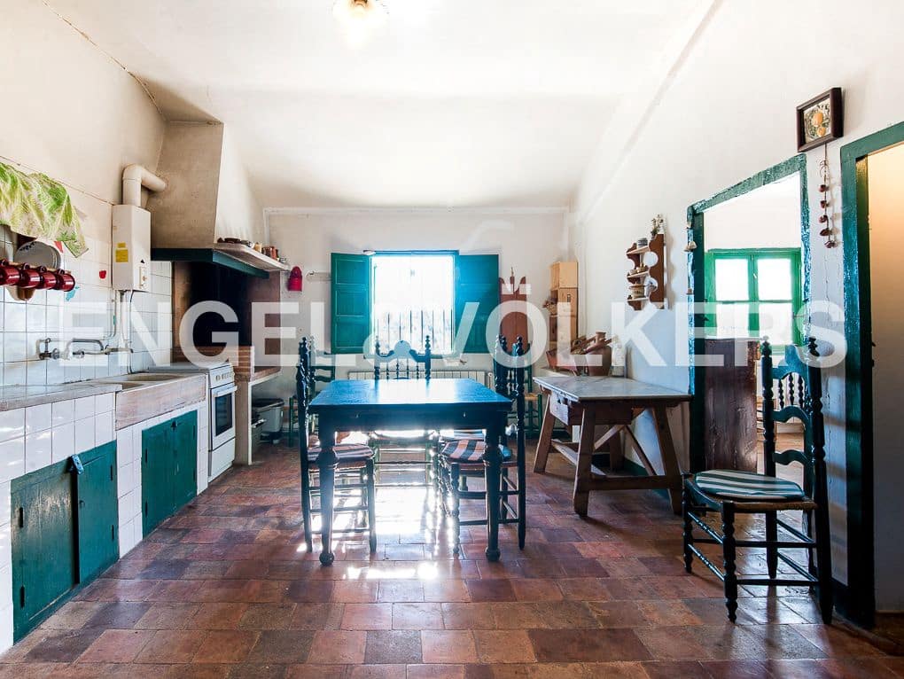13 bedroom Finca/Country House for sale in Segorbe with pool garage - € 747,000 (Ref: 8235591)