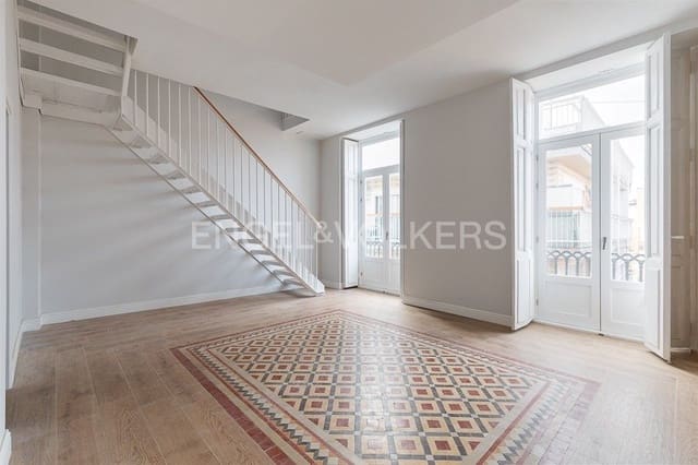 3 soveværelse Penthouse til salg i El Mercat, Valencia by - € 850.000 (Ref: 8235627)