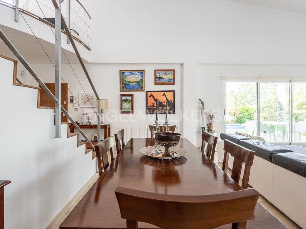 4 bedroom Villa for sale in Betera with pool garage - € 849,000 (Ref: 8235633)
