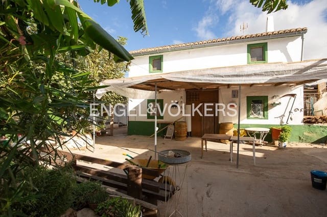 Ubebygd land til salgs i Sant Pau, Valencia by - € 990 000 (Ref: 8235651)