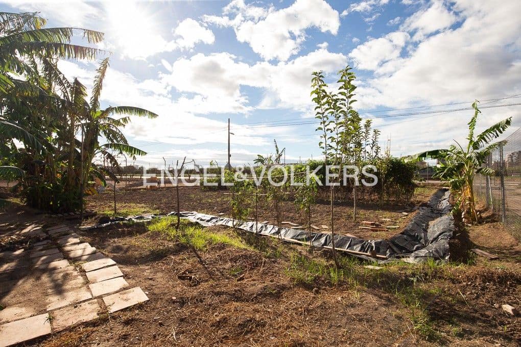 Landgrundstück zu verkaufen in Valencia Stadt - 990.000 € (Ref: 8235651)