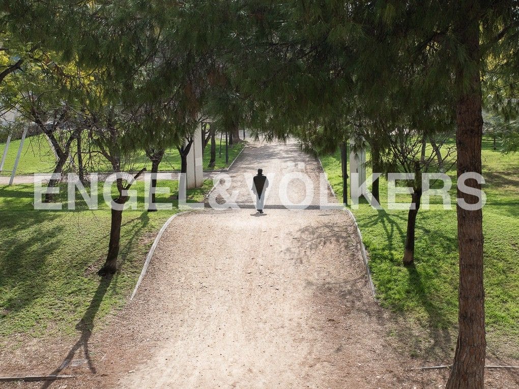 Landgrundstück zu verkaufen in Valencia Stadt - 990.000 € (Ref: 8235651)