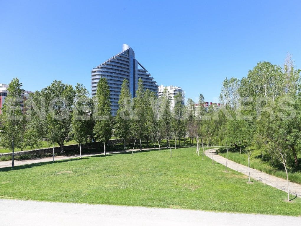 Landgrundstück zu verkaufen in Valencia Stadt - 990.000 € (Ref: 8235651)