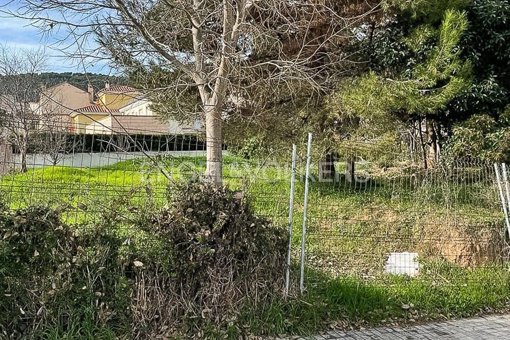 Building Plot for sale in Navajas - € 175,000 (Ref: 8235656)