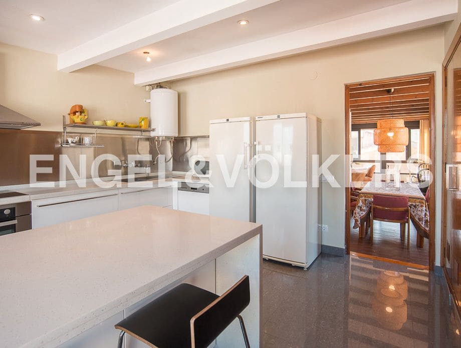 6 quarto Casa em Banda para venda em Vila-real - 370 000 € (Ref: 8237295)