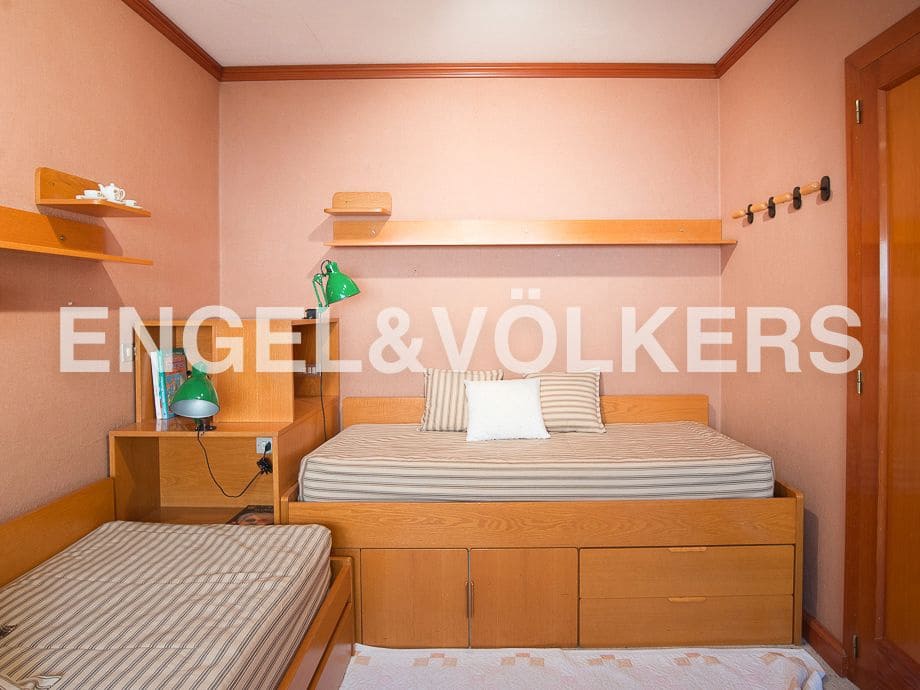 6 quarto Casa em Banda para venda em Vila-real - 370 000 € (Ref: 8237295)
