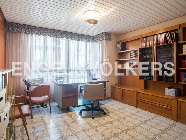 6 soveværelse Byhus til salg i Vila-real - € 370.000 (Ref: 8237295)
