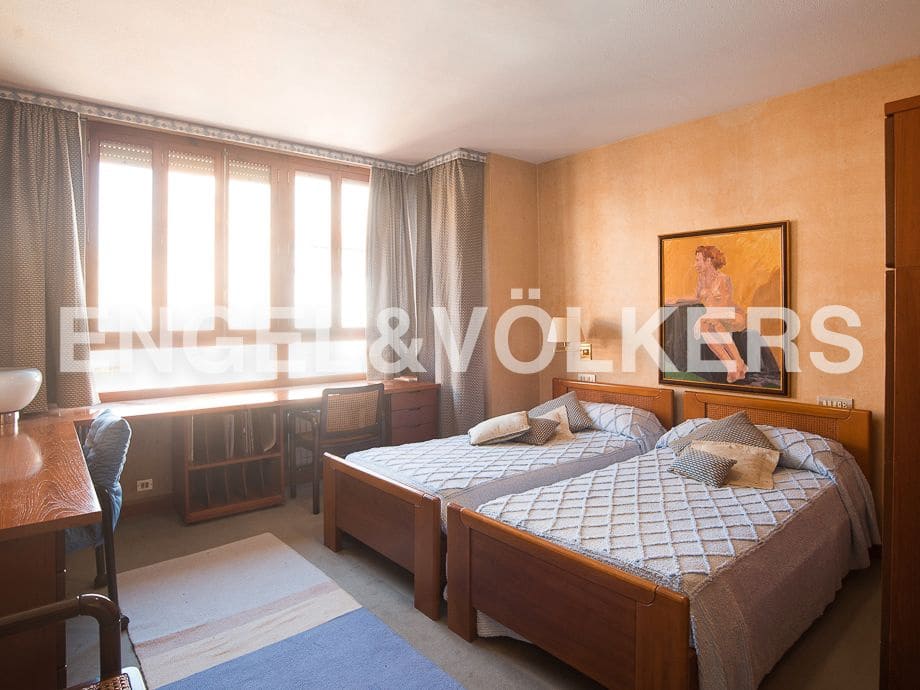 6 quarto Casa em Banda para venda em Vila-real - 370 000 € (Ref: 8237295)