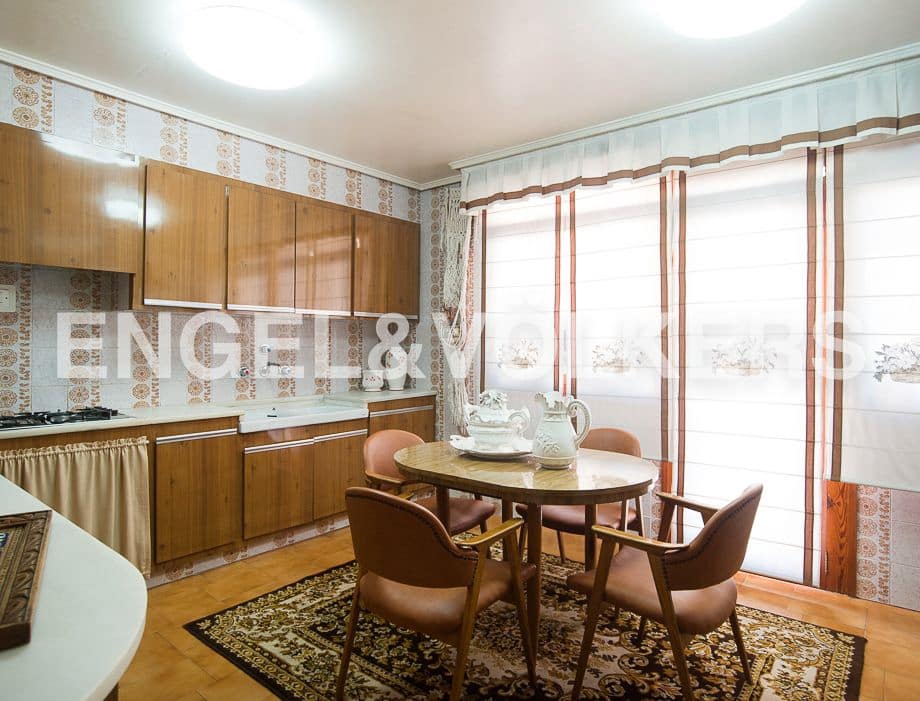 6 quarto Casa em Banda para venda em Vila-real - 370 000 € (Ref: 8237295)