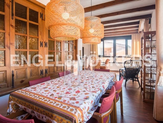 6 soveværelse Byhus til salg i Vila-real - € 370.000 (Ref: 8237295)