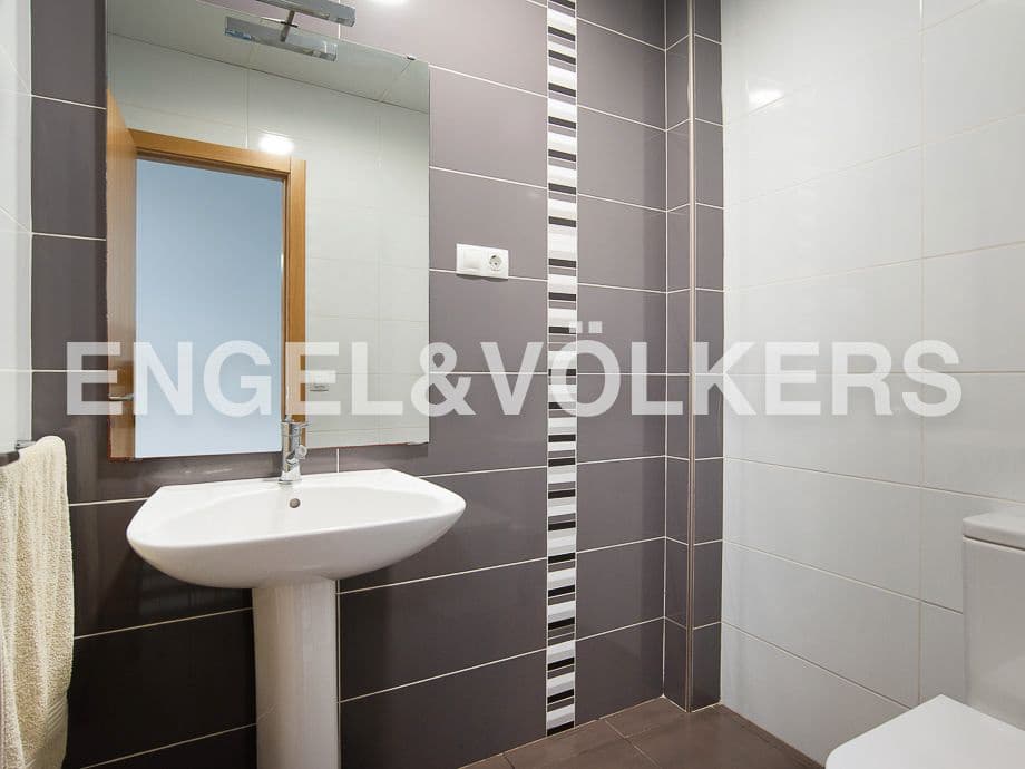 6 quarto Casa em Banda para venda em Vila-real - 370 000 € (Ref: 8237295)