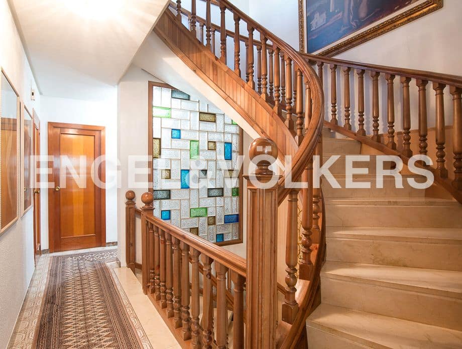 6 quarto Casa em Banda para venda em Vila-real - 370 000 € (Ref: 8237295)