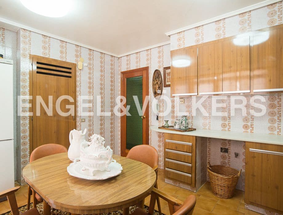 6 quarto Casa em Banda para venda em Vila-real - 370 000 € (Ref: 8237295)