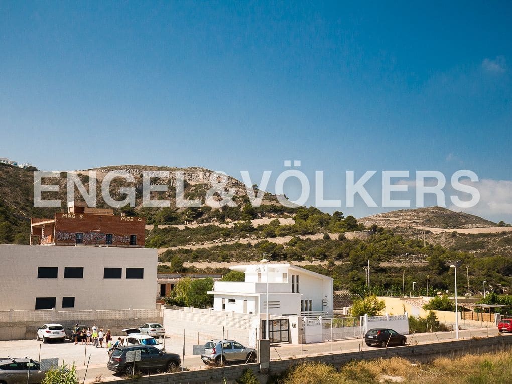 5 bedroom Villa for rent in Cullera with pool garage - € 6,000 (Ref: 8237980)