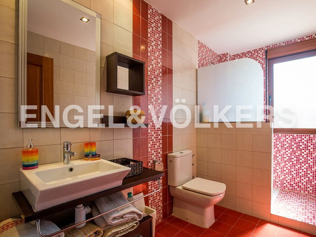 5 bedroom Villa for rent in Cullera with pool garage - € 6,000 (Ref: 8237980)