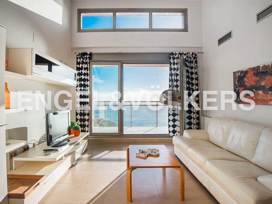 2 bedroom Apartment for rent in Oropesa  with pool garage - € 2,000 (Ref: 8237985)