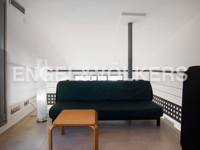 2 bedroom Apartment for rent in Oropesa  with pool garage - € 2,000 (Ref: 8237985)