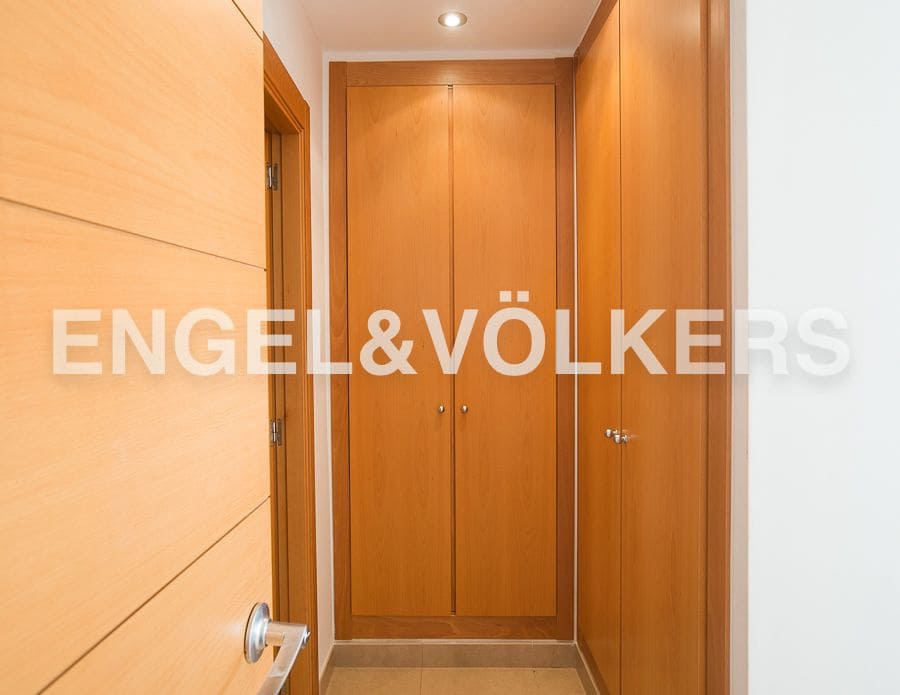 2 bedroom Apartment for rent in Oropesa  with pool garage - € 2,000 (Ref: 8237985)