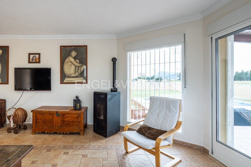 3 slaapkamer Villa te huur in Denia met zwembad garage - € 4.700 (Ref: 8238014)
