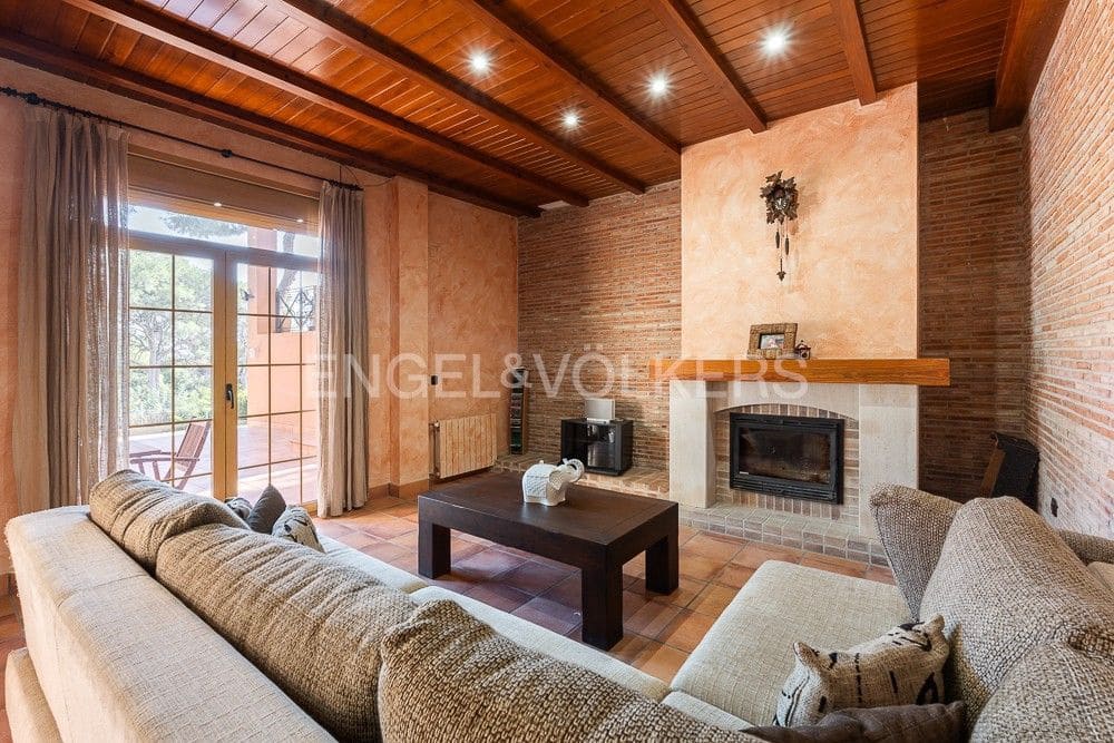 5 bedroom Villa for sale in Sagunto / Sagunt with pool garage - € 1,645,000 (Ref: 8239150)