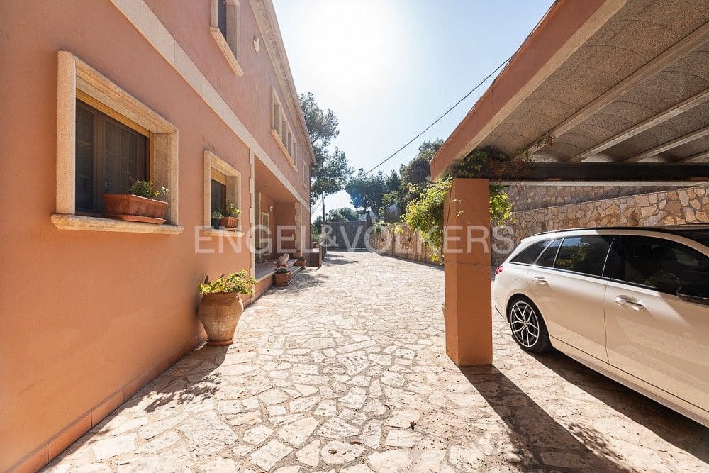 5 bedroom Villa for sale in Sagunto / Sagunt with pool garage - € 1,645,000 (Ref: 8239150)