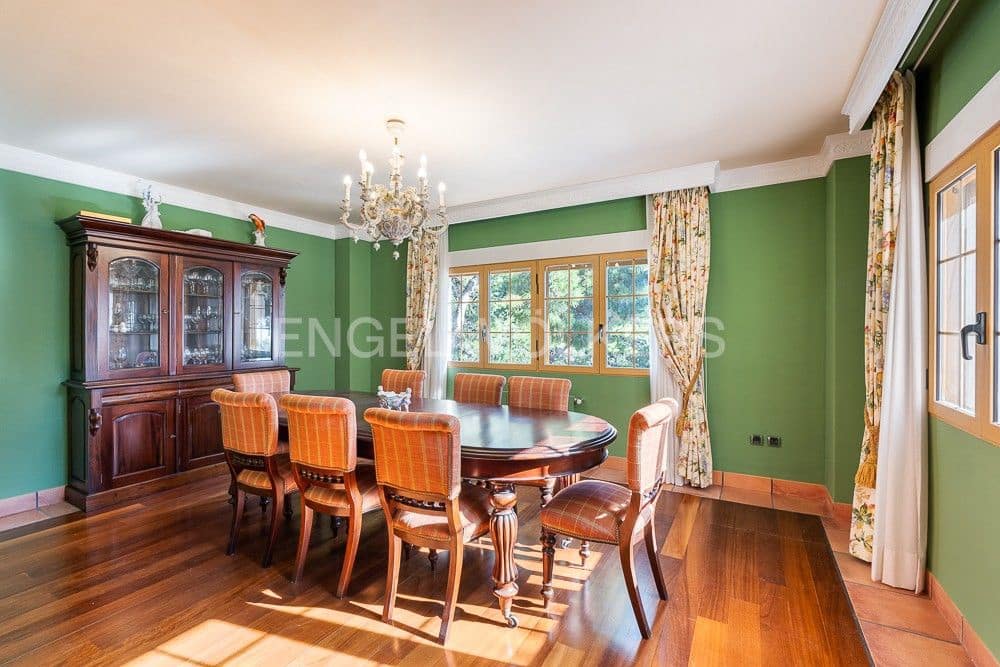 5 bedroom Villa for sale in Sagunto / Sagunt with pool garage - € 1,645,000 (Ref: 8239150)