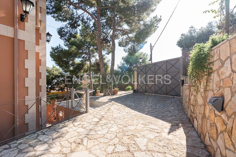 5 bedroom Villa for sale in Sagunto / Sagunt with pool garage - € 1,645,000 (Ref: 8239150)
