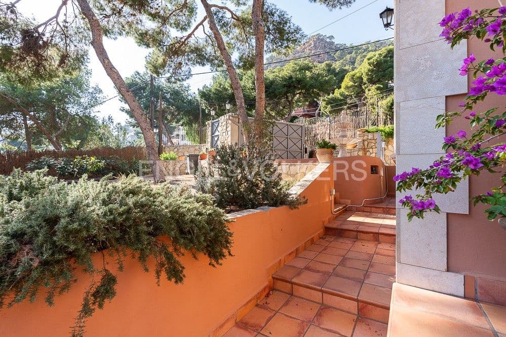 5 bedroom Villa for sale in Sagunto / Sagunt with pool garage - € 1,645,000 (Ref: 8239150)