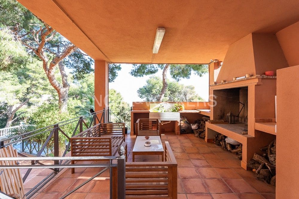 5 bedroom Villa for sale in Sagunto / Sagunt with pool garage - € 1,645,000 (Ref: 8239150)