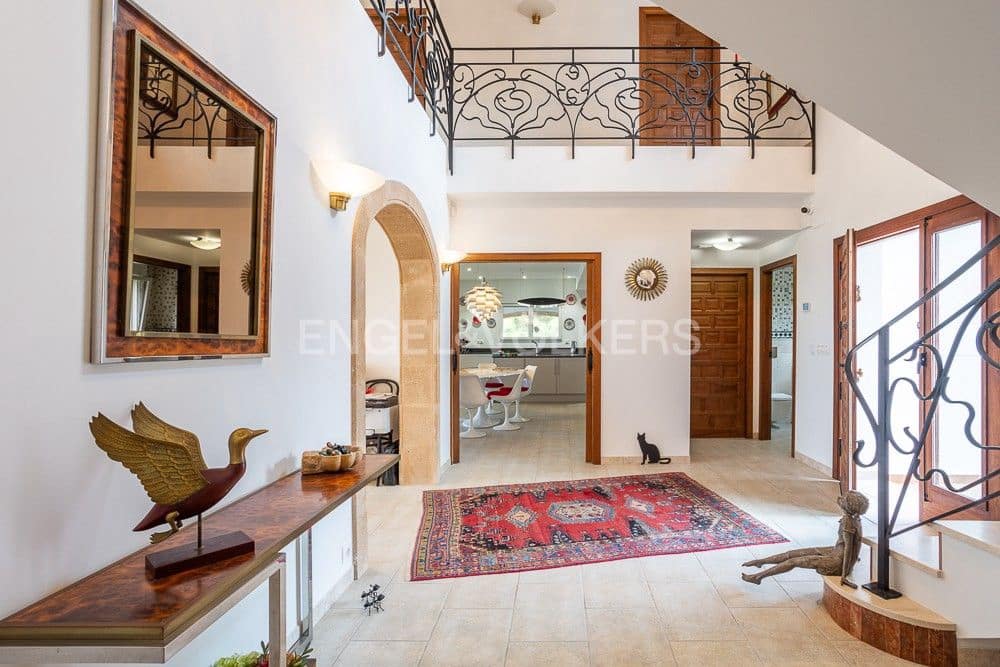 5 bedroom Villa for sale in Javea / Xabia with pool garage - € 2,700,000 (Ref: 8239164)
