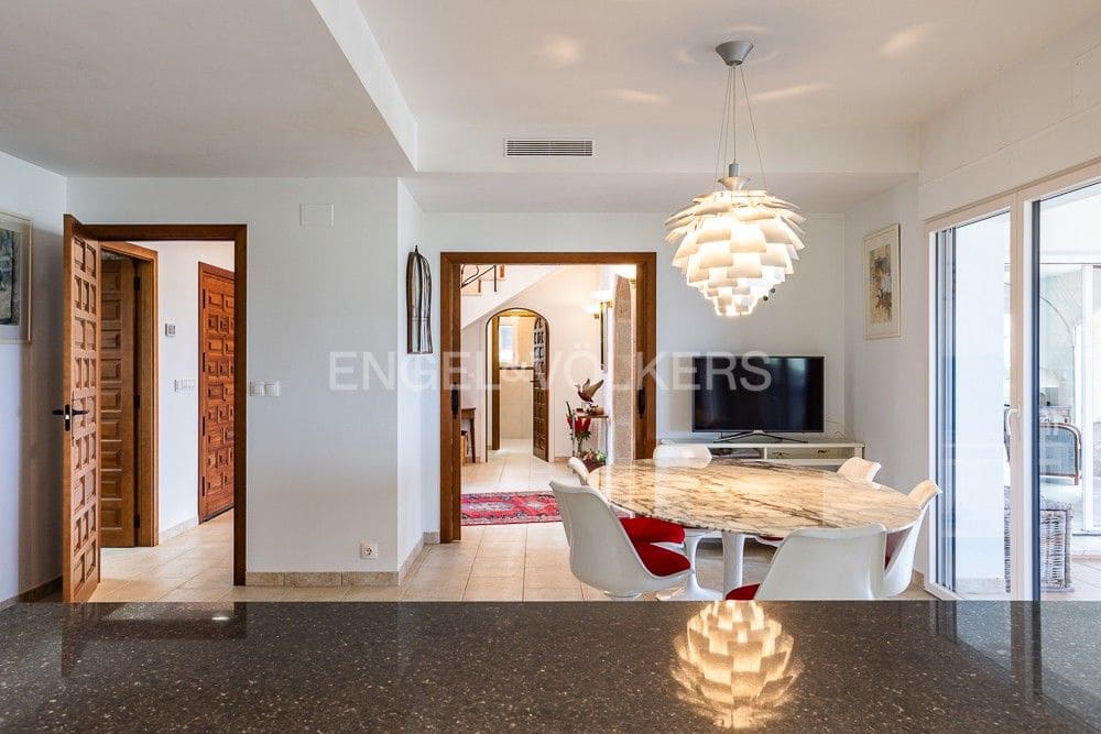 5 bedroom Villa for sale in Javea / Xabia with pool garage - € 2,700,000 (Ref: 8239164)