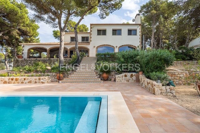 5 bedroom Villa for sale in Cap Martí - El Tossalet - Pinomar, Javea / Xàbia with pool garage - € 2,700,000 (Ref: 8239164)