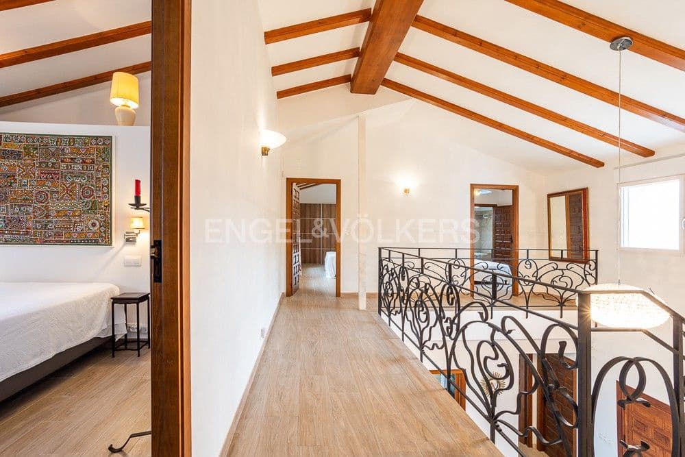 5 bedroom Villa for sale in Javea / Xabia with pool garage - € 2,700,000 (Ref: 8239164)
