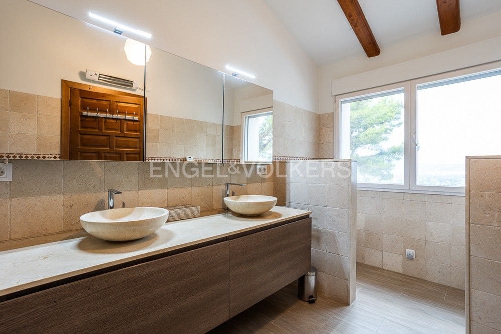 5 bedroom Villa for sale in Javea / Xabia with pool garage - € 2,700,000 (Ref: 8239164)