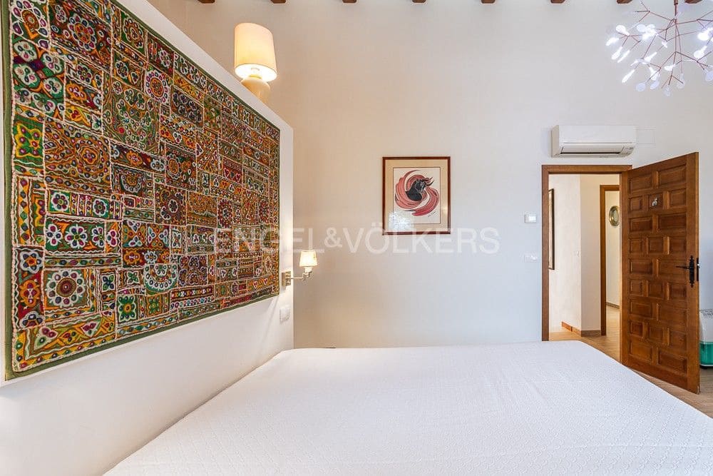 5 bedroom Villa for sale in Javea / Xabia with pool garage - € 2,700,000 (Ref: 8239164)