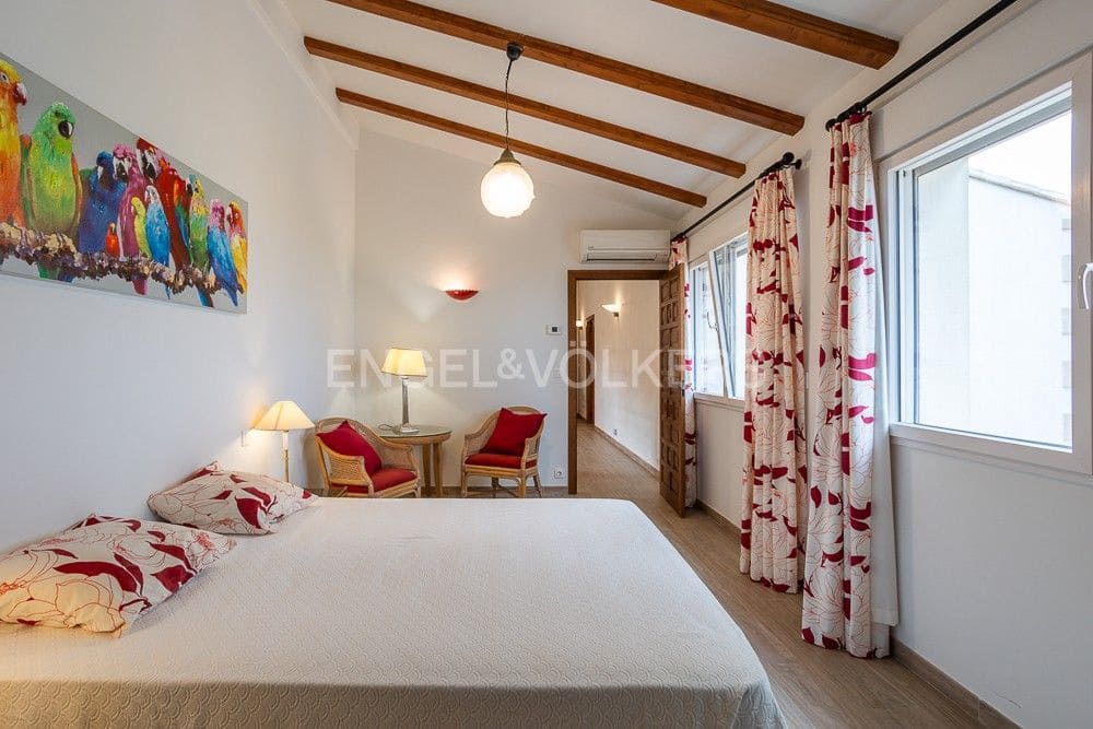 5 bedroom Villa for sale in Javea / Xabia with pool garage - € 2,700,000 (Ref: 8239164)