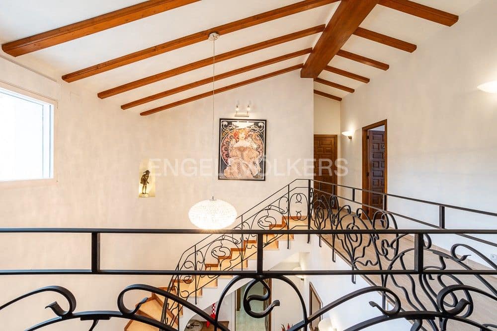 5 bedroom Villa for sale in Javea / Xabia with pool garage - € 2,700,000 (Ref: 8239164)