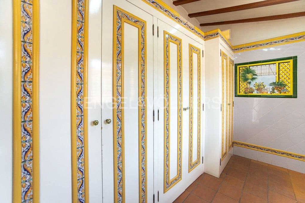 4 bedroom Townhouse for sale in Vila-real with garage - € 375,000 (Ref: 8239167)
