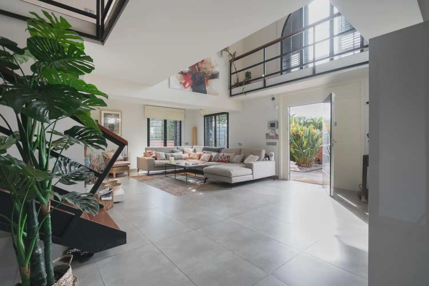 5 bedroom Villa for sale in Sagunto / Sagunt with pool garage - € 800,000 (Ref: 8239170)