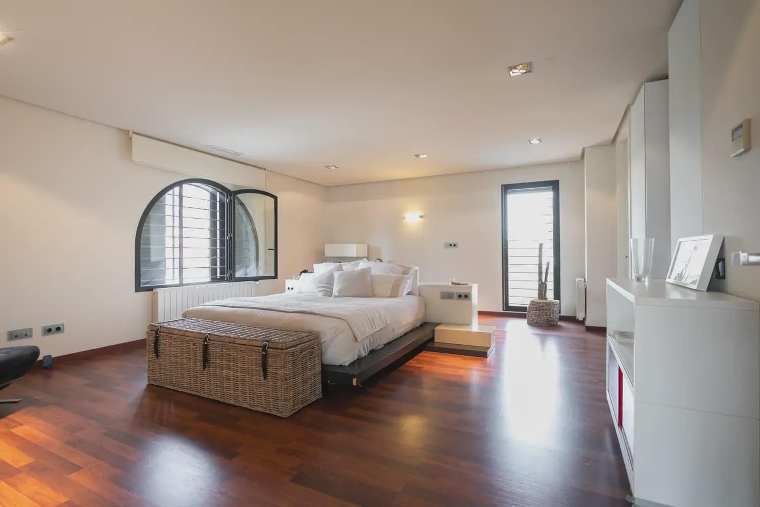 5 bedroom Villa for sale in Sagunto / Sagunt with pool garage - € 800,000 (Ref: 8239170)