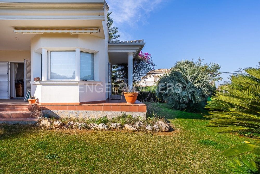 3 Zimmer Villa zu verkaufen in Denia mit Pool Garage - 610.000 € (Ref: 8239178)