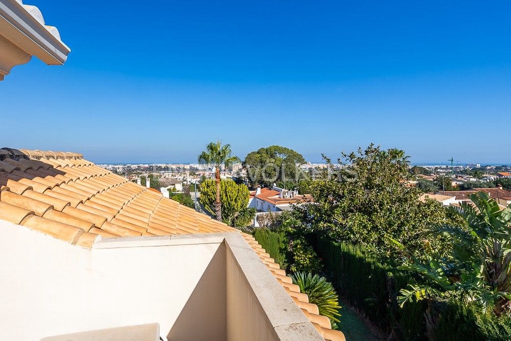 3 Zimmer Villa zu verkaufen in Denia mit Pool Garage - 610.000 € (Ref: 8239178)