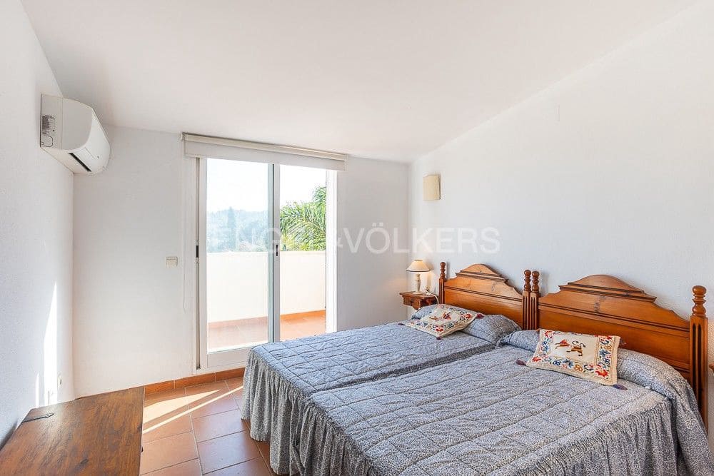 3 Zimmer Villa zu verkaufen in Denia mit Pool Garage - 610.000 € (Ref: 8239178)