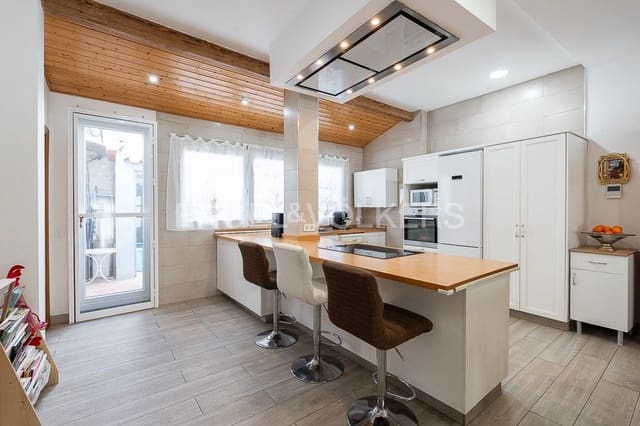 6 sovrum Lägenhet till salu i Cabanyal-Canyamelar, Valencia stad - 1 500 000 € (Ref: 8239179)