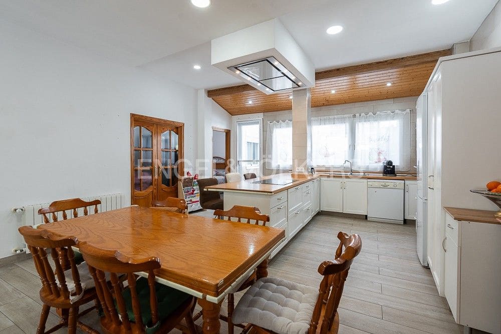 6 sovrum Lägenhet till salu i Valencia stad - 1 500 000 € (Ref: 8239179)