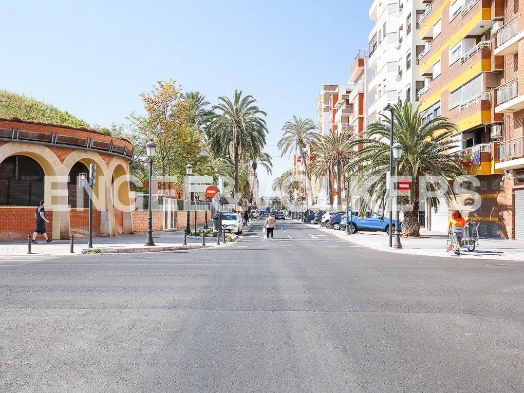 6 sovrum Lägenhet till salu i Valencia stad - 1 500 000 € (Ref: 8239179)