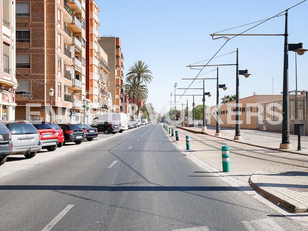 6 sovrum Lägenhet till salu i Valencia stad - 1 500 000 € (Ref: 8239179)