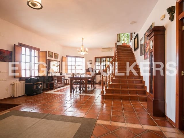 8 Zimmer Finca/Landgut zu verkaufen in Beniarjó mit Pool Garage - 495.000 € (Ref: 8239214)