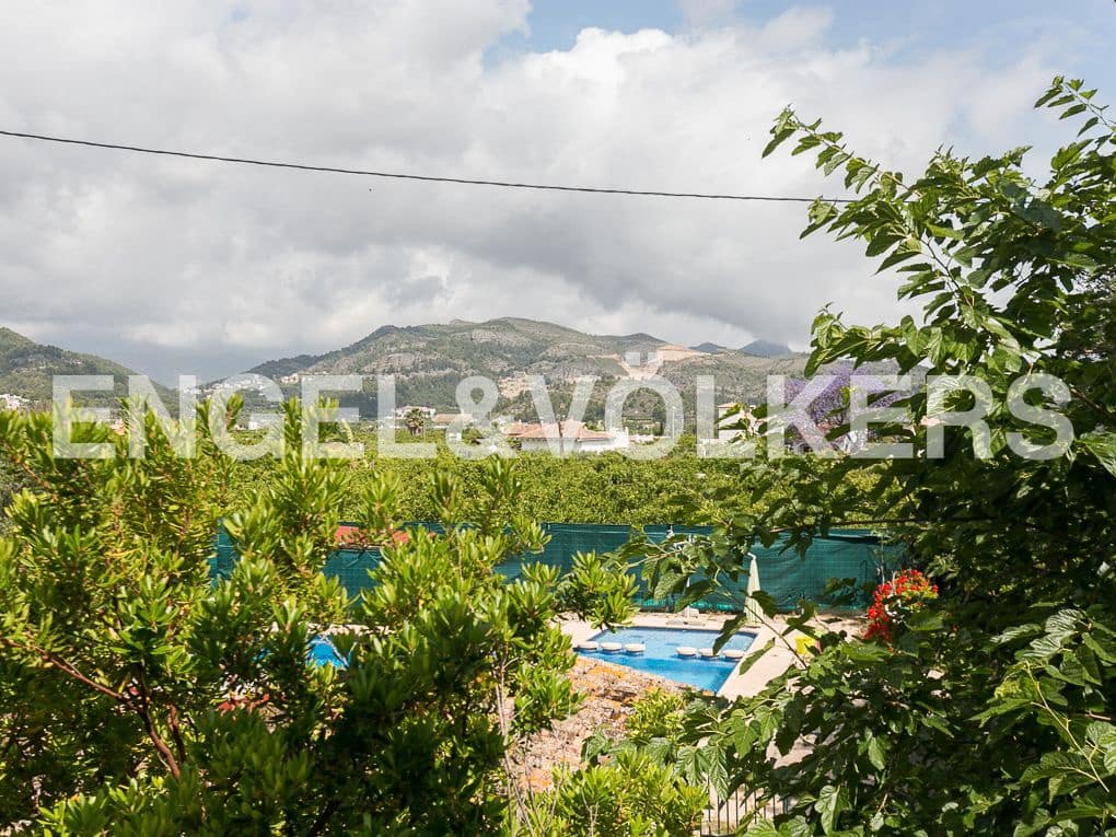 8 Zimmer Finca/Landgut zu verkaufen in Beniarjo mit Pool Garage - 495.000 € (Ref: 8239214)