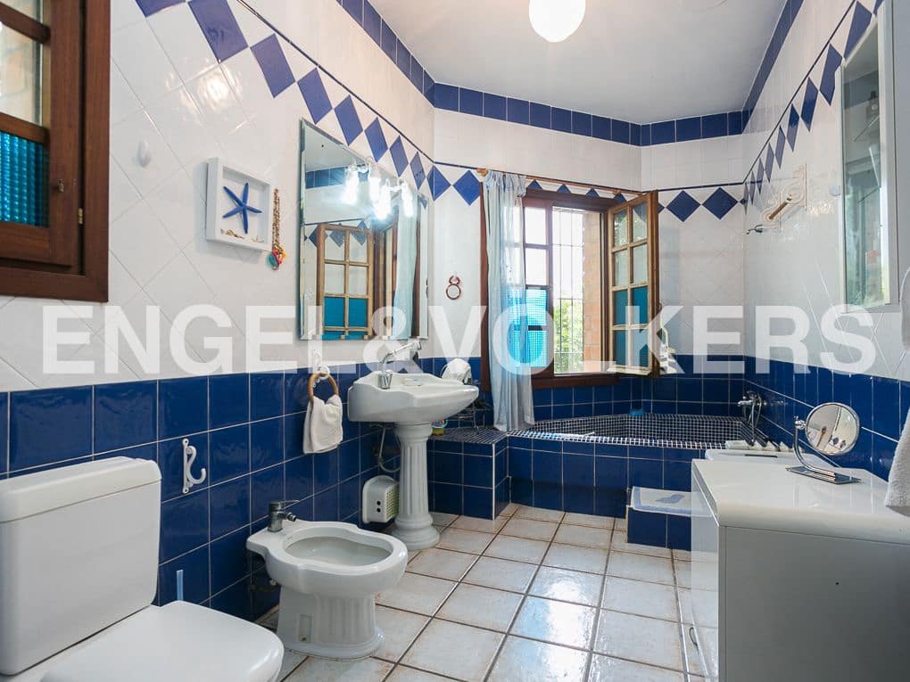 8 Zimmer Finca/Landgut zu verkaufen in Beniarjo mit Pool Garage - 495.000 € (Ref: 8239214)